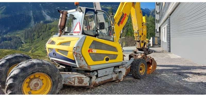 MENZI MUCK A91F MOBIL - حفارة العنكبوت: صور 1 MENZI MUCK A91F MOBIL - حفارة العنكبوت: صور 1