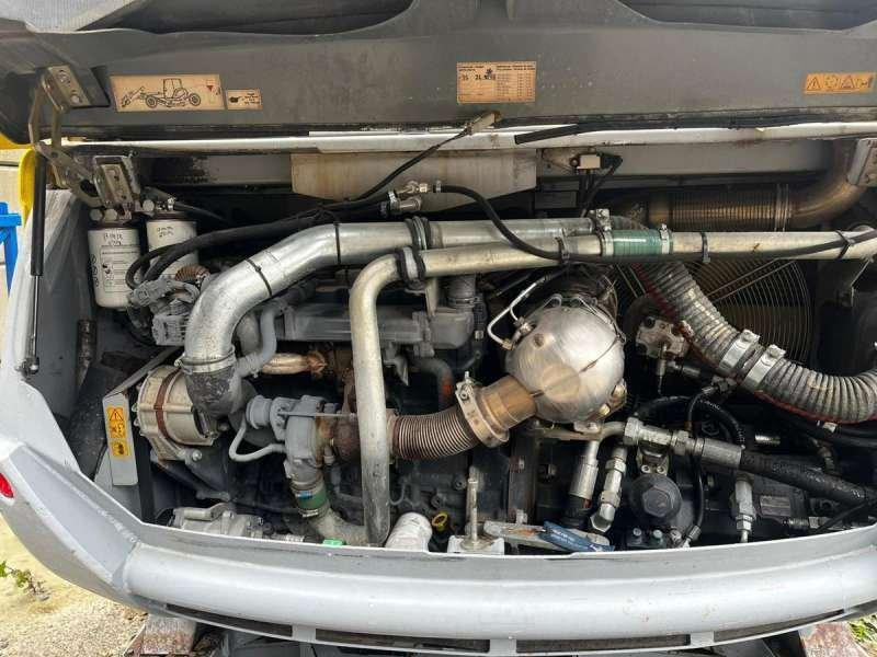 MENZI MUCK M325 - حفارة العنكبوت: صور 3 MENZI MUCK M325 - حفارة العنكبوت: صور 3