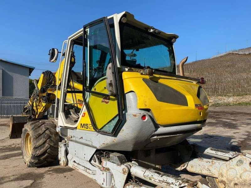 MENZI MUCK M525 - حفارة العنكبوت: صور 4 MENZI MUCK M525 - حفارة العنكبوت: صور 4