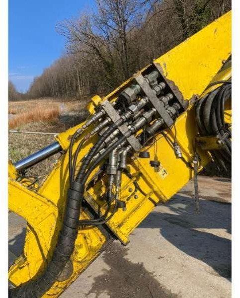 MENZI MUCK M525 - حفارة العنكبوت: صور 5 MENZI MUCK M525 - حفارة العنكبوت: صور 5