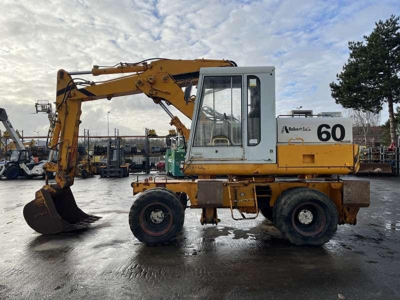 Poclain P60 - حفارة على عجلات: صور 4 Poclain P60 - حفارة على عجلات: صور 4