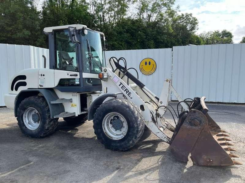Terex TL100 - لودر مفصلي صغير: صور 1 Terex TL100 - لودر مفصلي صغير: صور 1