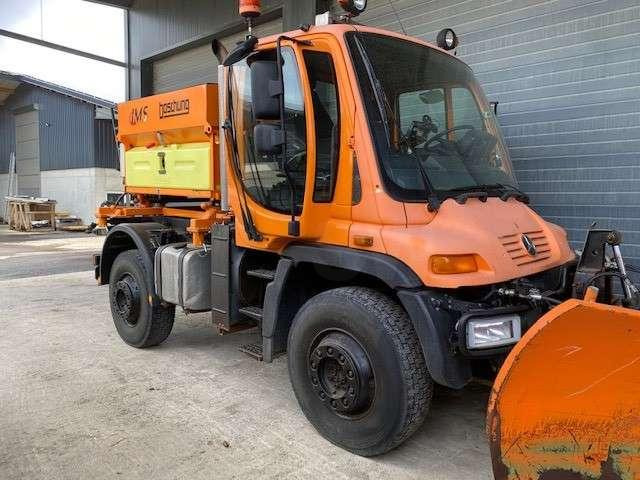 Unimog UNIMOG - جرافة ثلج: صور 1 Unimog UNIMOG - جرافة ثلج: صور 1