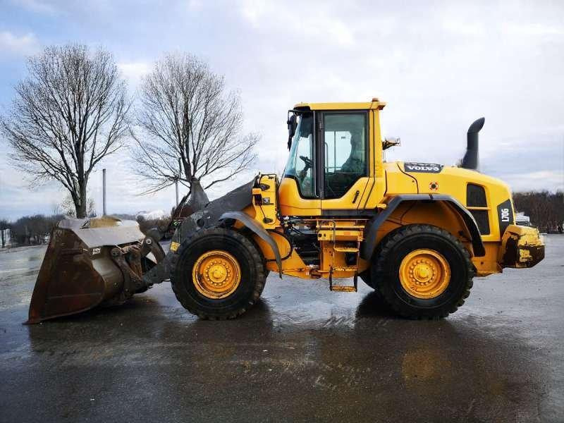 Volvo Chargeur sur Pneus L70G - اللودر بعجل: صور 3 Volvo Chargeur sur Pneus L70G - اللودر بعجل: صور 3