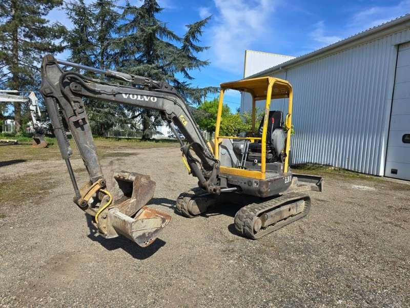 Volvo ECR38 - حفارة مصغرة: صور 2 Volvo ECR38 - حفارة مصغرة: صور 2