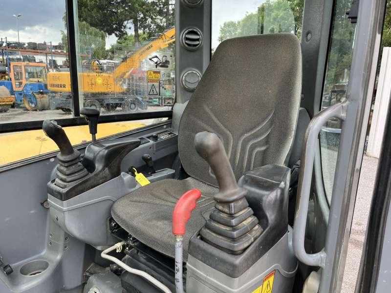 حفارة مصغرة Volvo ECR58: صور 41