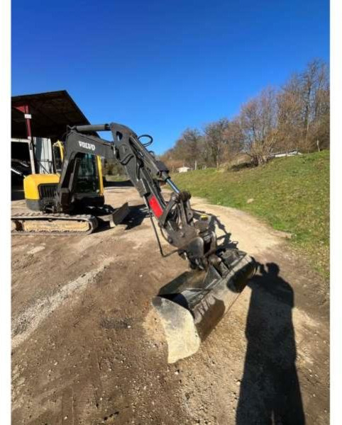 Volvo ECR58 - حفارة مصغرة: صور 2 Volvo ECR58 - حفارة مصغرة: صور 2