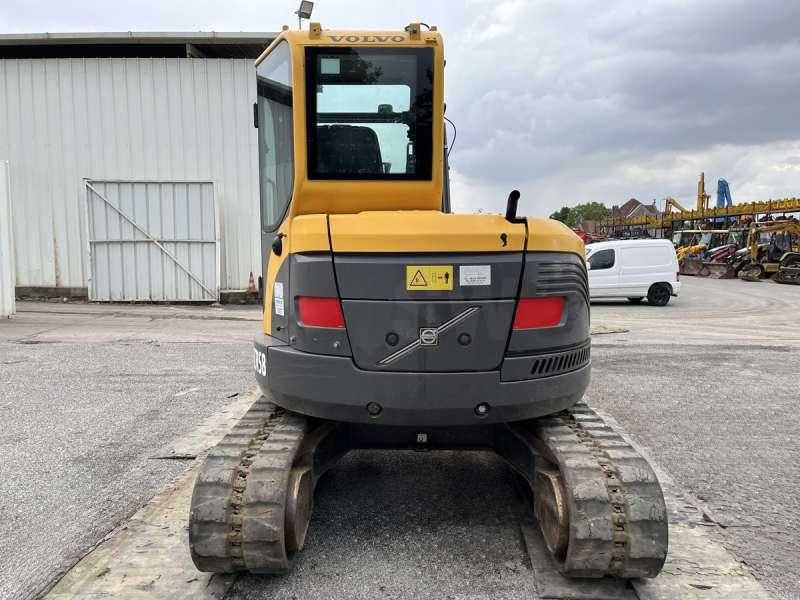 حفارة مصغرة Volvo ECR58: صور 11