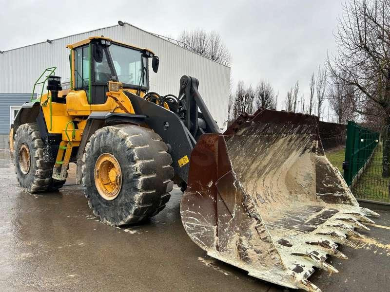 Volvo L220H - اللودر بعجل: صور 1 Volvo L220H - اللودر بعجل: صور 1