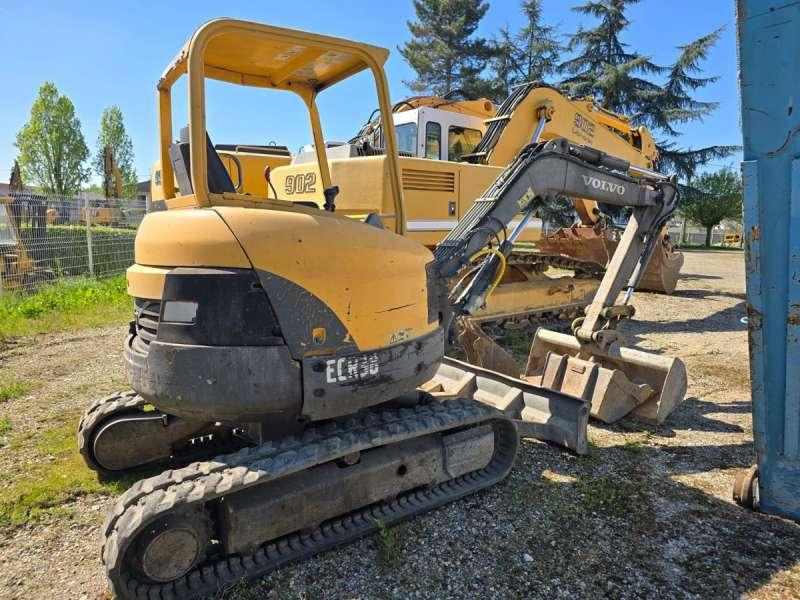 Volvo Mini Pelle ECR38 - حفارة مصغرة: صور 5 Volvo Mini Pelle ECR38 - حفارة مصغرة: صور 5