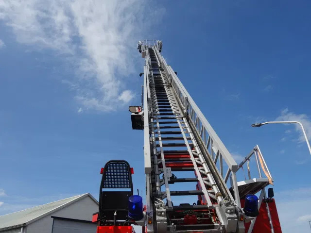 DAF LF 250 METZ 30 meter - شاحنة: صور 5 DAF LF 250 METZ 30 meter - شاحنة: صور 5