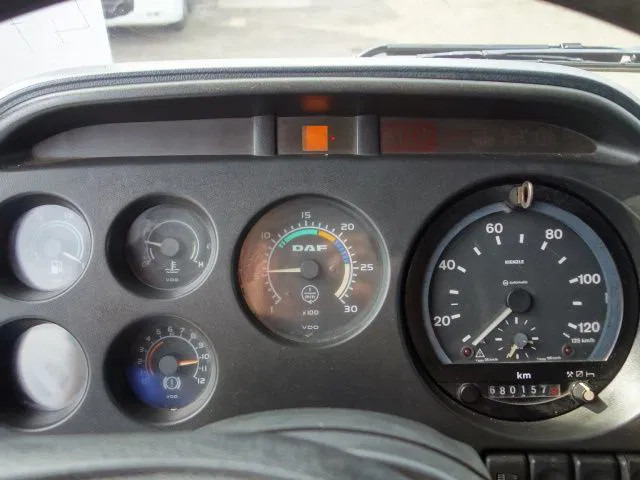 شاحنة جرار DAF XF 430 EURO3 MANAULE GEAR: صور 11