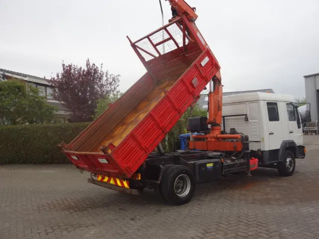 MAN 12.224 DC,8,5 TON ATLAS KRAAN,KIPPER,MANUAL POMP - قلابات, شاحنة كرين: صور 2 MAN 12.224 DC,8,5 TON ATLAS KRAAN,KIPPER,MANUAL POMP - قلابات, شاحنة كرين: صور 2