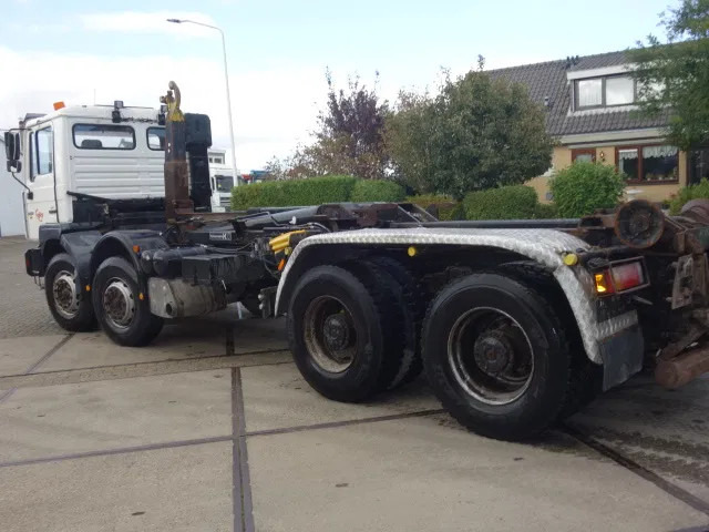 MAN 35-364 8X4 - شاحنة ذات الخطاف: صور 2 MAN 35-364 8X4 - شاحنة ذات الخطاف: صور 2