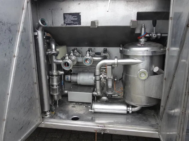 Renault Premium 370 16000liter steanless steeltank - شاحنة صهريج: صور 3 Renault Premium 370 16000liter steanless steeltank - شاحنة صهريج: صور 3