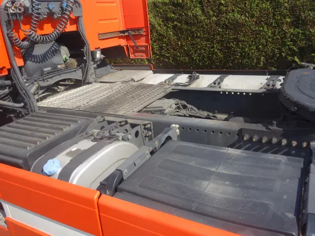 Volvo FM 370 GLOBETROTTER TOP CONDITION - شاحنة جرار: صور 5 Volvo FM 370 GLOBETROTTER TOP CONDITION - شاحنة جرار: صور 5