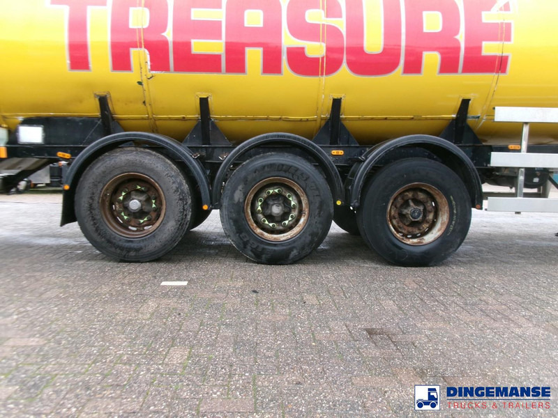 Clayton Food (beer) tank inox 30 m3 / 1 comp - نصف مقطورة صهريج: صور 5 Clayton Food (beer) tank inox 30 m3 / 1 comp - نصف مقطورة صهريج: صور 5