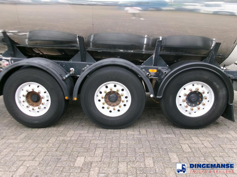 Clayton Food tank inox 30 m3 / 1 comp - نصف مقطورة صهريج: صور 5 Clayton Food tank inox 30 m3 / 1 comp - نصف مقطورة صهريج: صور 5