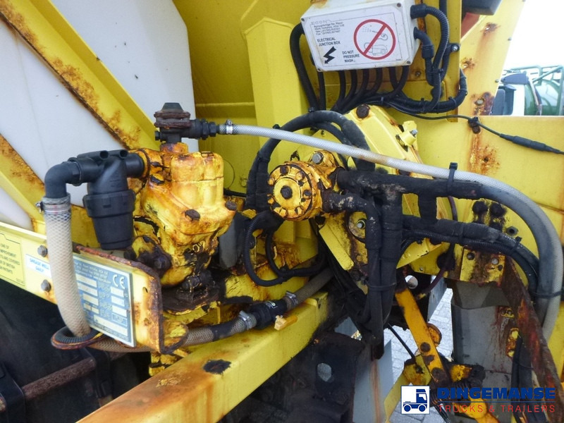 جرافة ثلج DAF LF 55.220 4X2 RHD salt spreader / gritter: صور 16