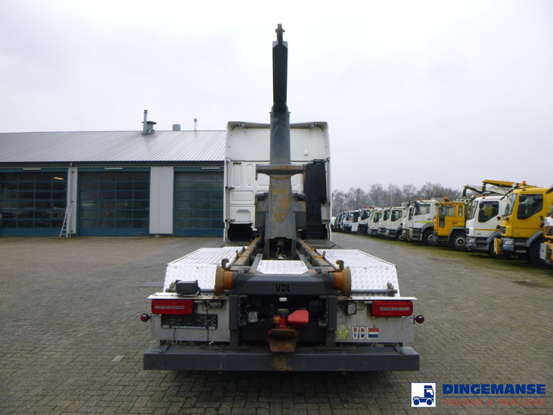 شاحنة ذات الخطاف DAF XF 530 6x2 Euro 6 VDL container hook: صور 6