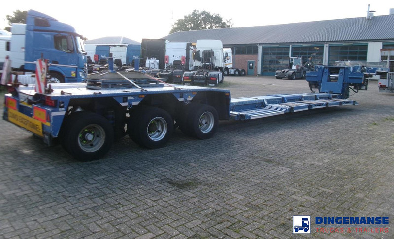 Goldhofer 3-axle lowbed trailer STZ-V 3-33/80A 56 t / ext. 13.6 m - عربة مسطحة منخفضة نصف مقطورة: صور 4 Goldhofer 3-axle lowbed trailer STZ-V 3-33/80A 56 t / ext. 13.6 m - عربة مسطحة منخفضة نصف مقطورة: صور 4