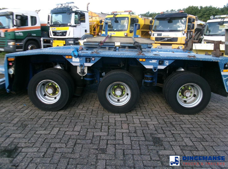 Goldhofer 3-axle lowbed trailer STZ-V 3-33/80A 56 t / ext. 13.6 m - عربة مسطحة منخفضة نصف مقطورة: صور 5 Goldhofer 3-axle lowbed trailer STZ-V 3-33/80A 56 t / ext. 13.6 m - عربة مسطحة منخفضة نصف مقطورة: صور 5