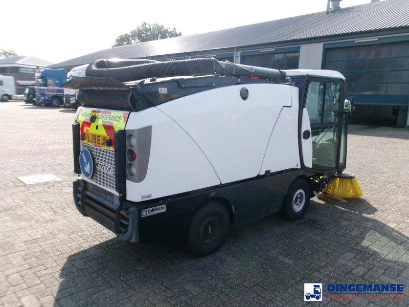 Johnston C202 compact street sweeper - سياره كنس شوارع: صور 3 Johnston C202 compact street sweeper - سياره كنس شوارع: صور 3