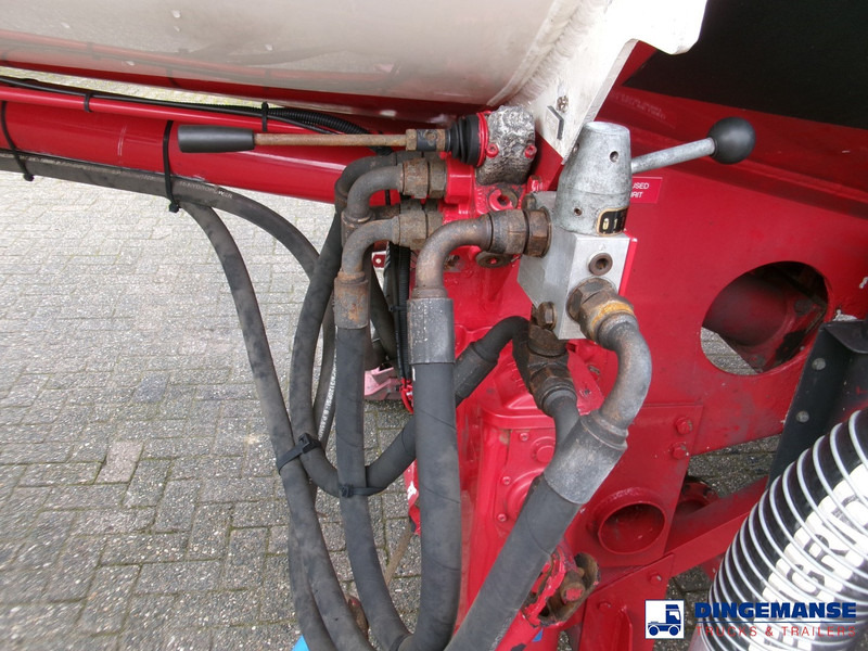 تأجير Lakeland Fuel tank alu 42.8 m3 / 6 comp + pump Lakeland Fuel tank alu 42.8 m3 / 6 comp + pump: صور 14