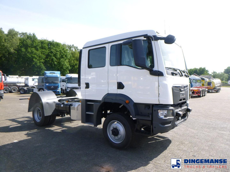 MAN TGM 13.320 4X4 BL chassis / new/unused - الشاسيه شاحنة: صور 2 MAN TGM 13.320 4X4 BL chassis / new/unused - الشاسيه شاحنة: صور 2