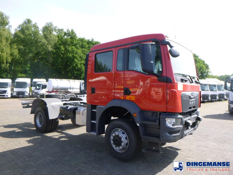 MAN TGM 18.320 4x4 BB chassis / new/unused - الشاسيه شاحنة: صور 2 MAN TGM 18.320 4x4 BB chassis / new/unused - الشاسيه شاحنة: صور 2