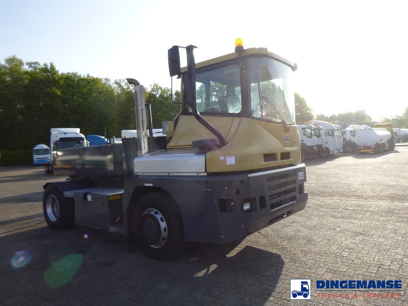 MOL RM 255 4X4 terminal drawbar tractor 150 ton - شاحنة جرار: صور 2 MOL RM 255 4X4 terminal drawbar tractor 150 ton - شاحنة جرار: صور 2