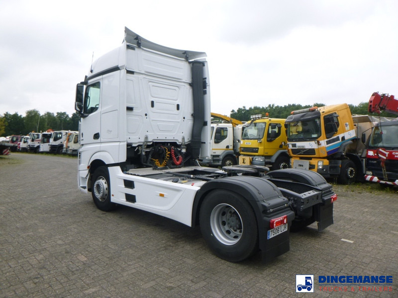 Mercedes-Benz Actros 1851 4x2 Euro 6 + Retarder - شاحنة جرار: صور 3 Mercedes-Benz Actros 1851 4x2 Euro 6 + Retarder - شاحنة جرار: صور 3