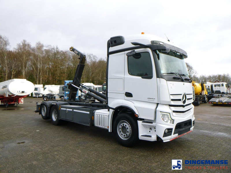Mercedes-Benz Actros 2843 6x2 Hyva container hook 20t - شاحنة ذات الخطاف: صور 2 Mercedes-Benz Actros 2843 6x2 Hyva container hook 20t - شاحنة ذات الخطاف: صور 2