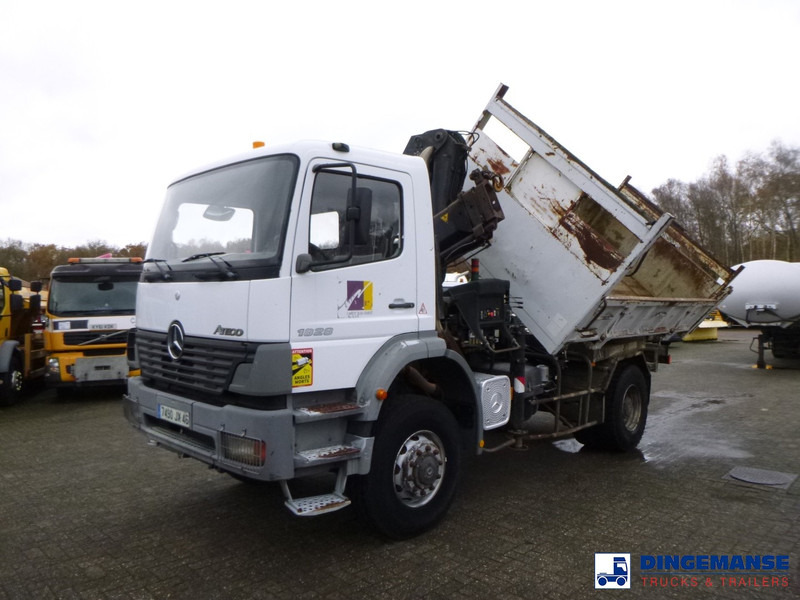 Mercedes-Benz Atego 1828 4x4 tipper + Hiab 166 B-2 CL - شاحنة كرين: صور 5 Mercedes-Benz Atego 1828 4x4 tipper + Hiab 166 B-2 CL - شاحنة كرين: صور 5