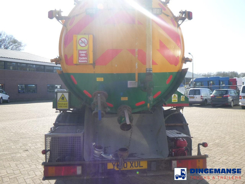 Mercedes-Benz Axor 3236 8x4 RHD vacuum tank - فراغ شاحنة: صور 5 Mercedes-Benz Axor 3236 8x4 RHD vacuum tank - فراغ شاحنة: صور 5