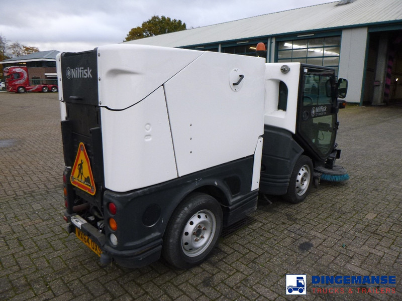 Nilfisk City Ranger CR 3500 Street sweeper - سياره كنس شوارع: صور 4 Nilfisk City Ranger CR 3500 Street sweeper - سياره كنس شوارع: صور 4