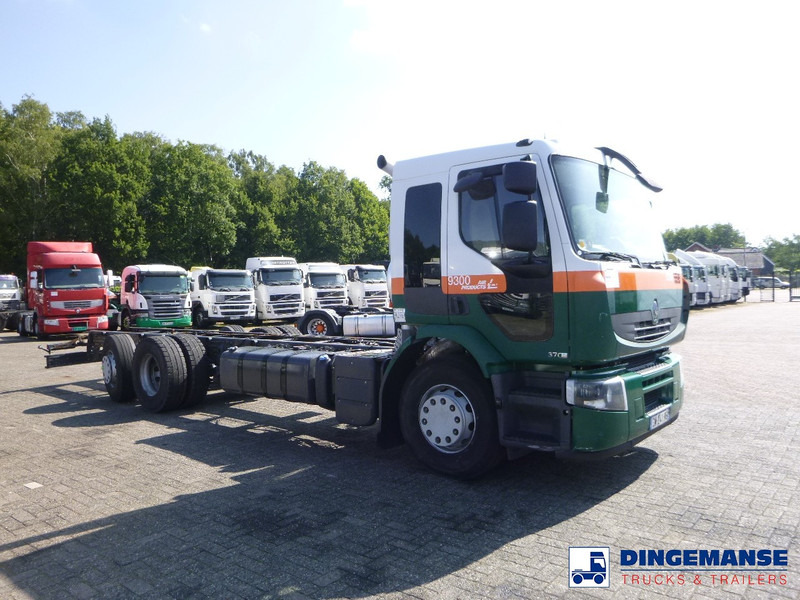 Renault Premium Lander 370 6x2 chassis + ADR - الشاسيه شاحنة: صور 2 Renault Premium Lander 370 6x2 chassis + ADR - الشاسيه شاحنة: صور 2