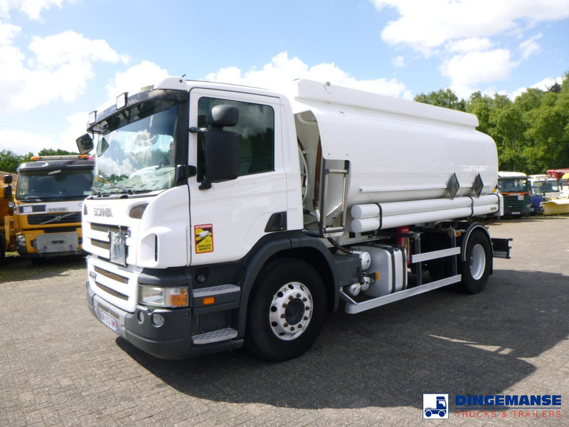 Scania P 270 DB 4x2 fuel tank 13.7 m3 / 5 comp - شاحنة صهريج: صور 1 Scania P 270 DB 4x2 fuel tank 13.7 m3 / 5 comp - شاحنة صهريج: صور 1