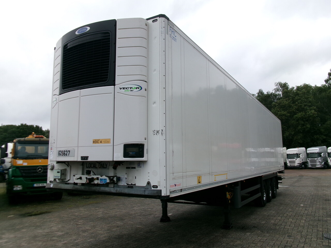 مبردة نصف مقطورة Schmitz Frigo trailer + Carrier Vector 1950 MT: صور 1