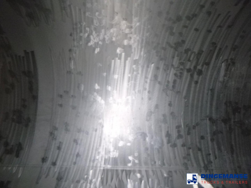 نصف مقطورة صهريج Van Hool Chemical tank inox 30 m3 / 3 comp: صور 18 نصف مقطورة صهريج Van Hool Chemical tank inox 30 m3 / 3 comp: صور 18