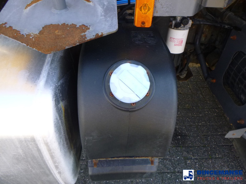 فراغ شاحنة Volvo FE 300 6X4 Whale vacuum tank 10.2 m3: صور 9