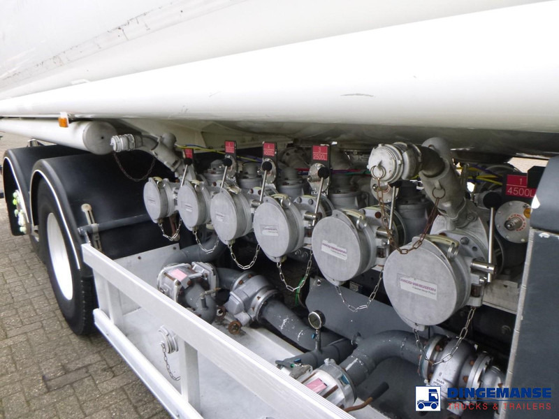 Volvo FE 340 6x2 fuel tank 22.1 m3 / 6 comp - شاحنة صهريج: صور 5 Volvo FE 340 6x2 fuel tank 22.1 m3 / 6 comp - شاحنة صهريج: صور 5