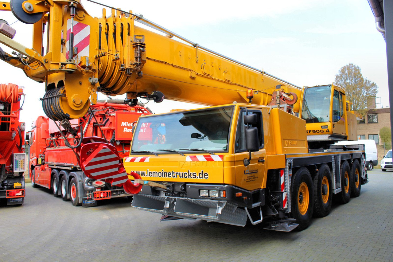 Faun Tadano FAUN ATF 90 G-4 8x6 Autokran + 20 tonnen - شاحنة كرين: صور 4 Faun Tadano FAUN ATF 90 G-4 8x6 Autokran + 20 tonnen - شاحنة كرين: صور 4