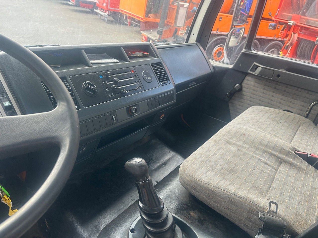 تأجير  MAN 8.163 Pritsche MAN 8.163 Pritsche: صور 9