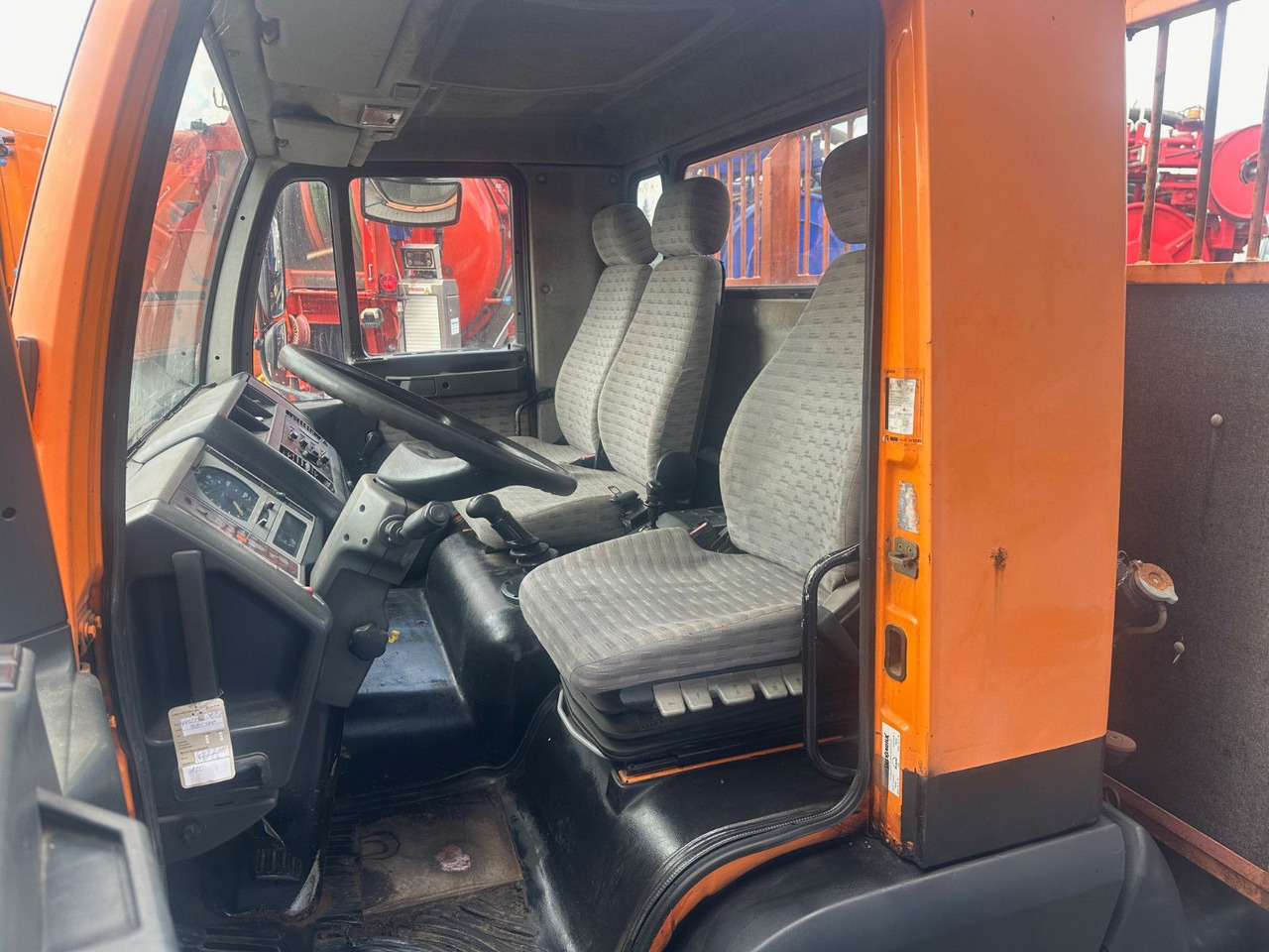 تأجير  MAN 8.163 Pritsche MAN 8.163 Pritsche: صور 7