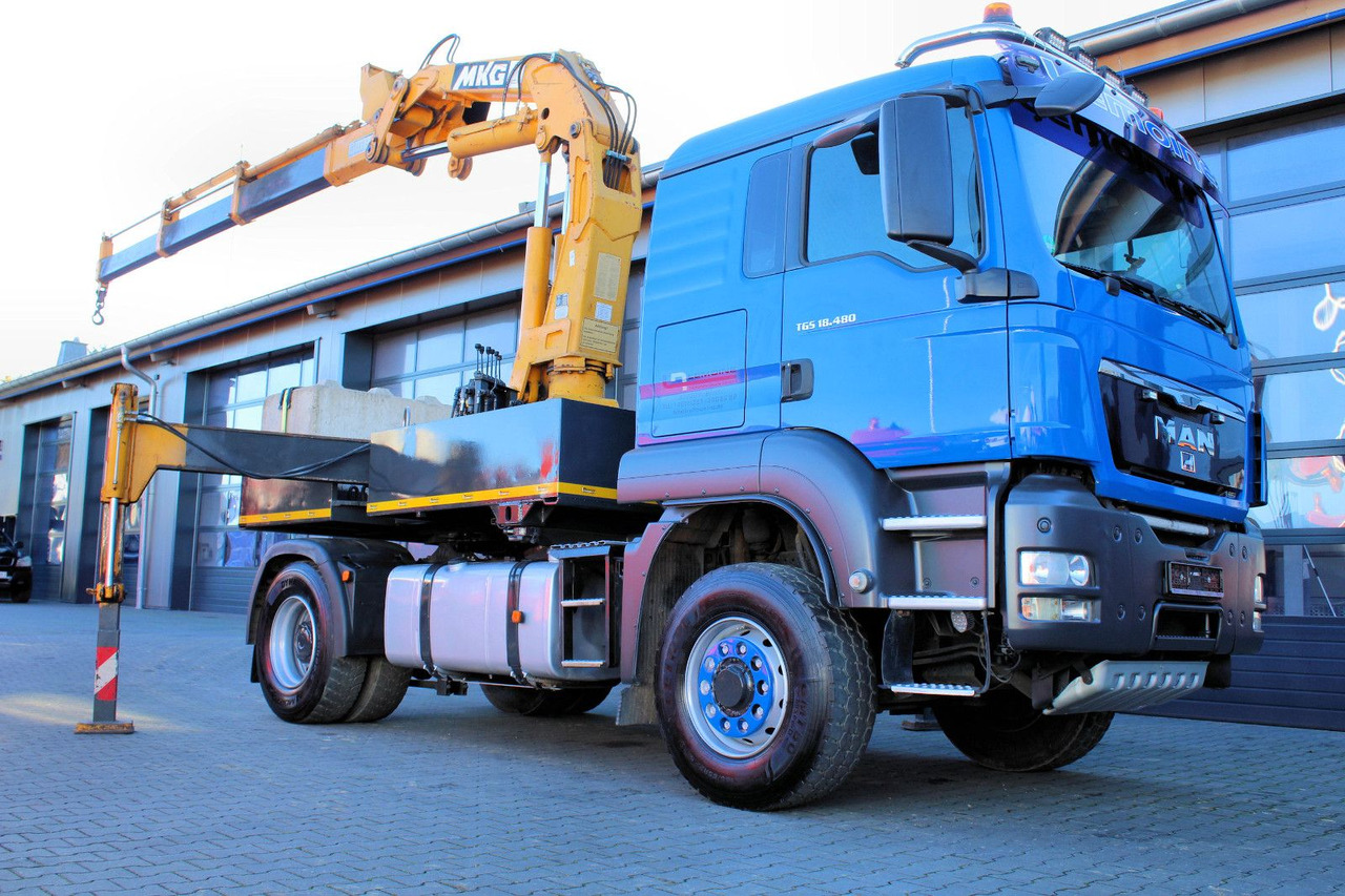 MAN TGS 18.480 4x4 BLS SZM+Pritsche MKG HLK 340 Kran - شاحنات مسطحة, شاحنة كرين: صور 2 MAN TGS 18.480 4x4 BLS SZM+Pritsche MKG HLK 340 Kran - شاحنات مسطحة, شاحنة كرين: صور 2