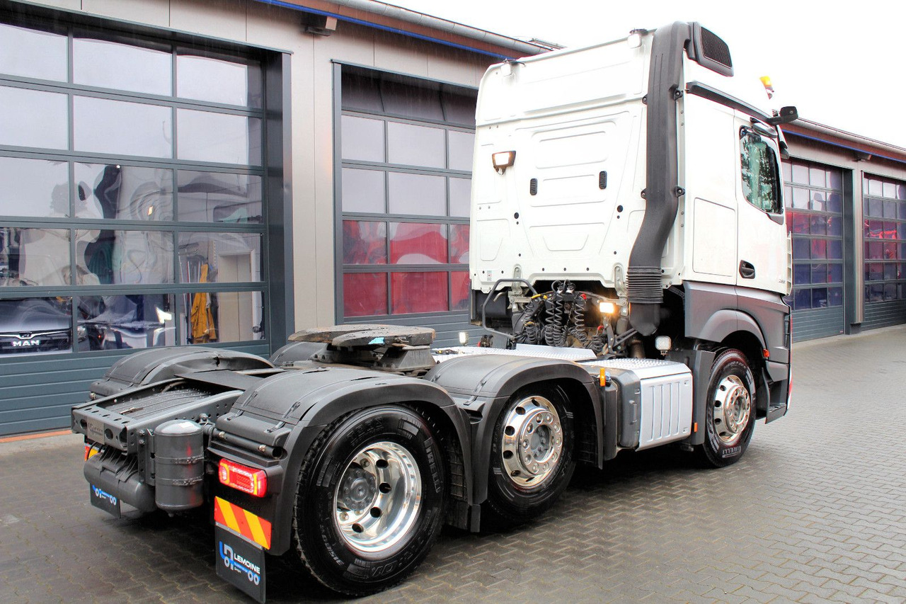 Mercedes-Benz Actros 2551 6x2 BigSpace 68 to Schwerlast + LIFT - شاحنة جرار: صور 4 Mercedes-Benz Actros 2551 6x2 BigSpace 68 to Schwerlast + LIFT - شاحنة جرار: صور 4