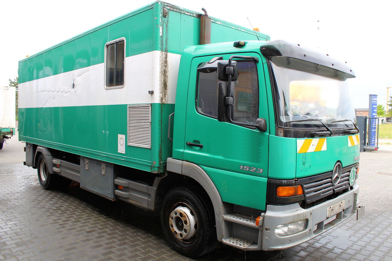 Mercedes-Benz Atego 1523 4x2 Koffer +AHK kein 1517 1518 1528 - بصندوق مغلق شاحنة: صور 1 Mercedes-Benz Atego 1523 4x2 Koffer +AHK kein 1517 1518 1528 - بصندوق مغلق شاحنة: صور 1