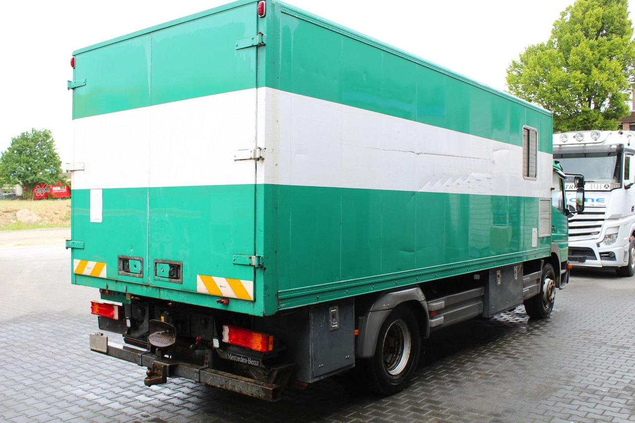 Mercedes-Benz Atego 1523 4x2 Koffer +AHK kein 1517 1518 1528 - الشاحنات الصغيرة صندوق مغلق: صور 4 Mercedes-Benz Atego 1523 4x2 Koffer +AHK kein 1517 1518 1528 - الشاحنات الصغيرة صندوق مغلق: صور 4