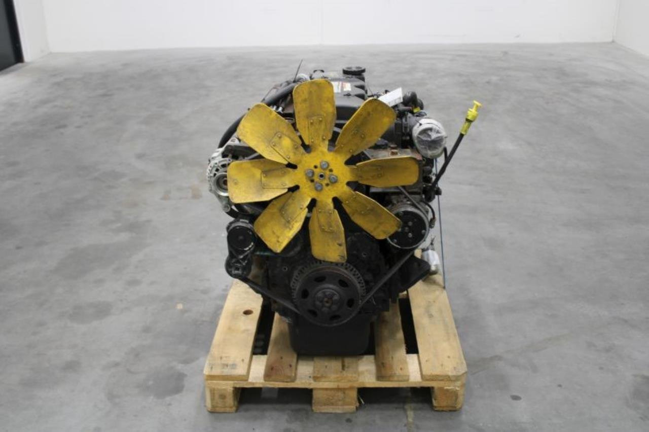 Cummins B4.5RGT - المحرك: صور 2 Cummins B4.5RGT - المحرك: صور 2